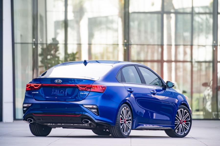  Kia Forte GT (BD) 2019 года  (NA) (фото 2 из 32)